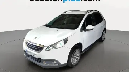 Usado Peugeot 2008 Active 82 CV (60 kW) 2015 Blanco SUV
