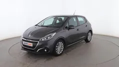Gris Usado 2019 Peugeot 208 Signature Sky Utilitario | 8799 € (Buen precio)