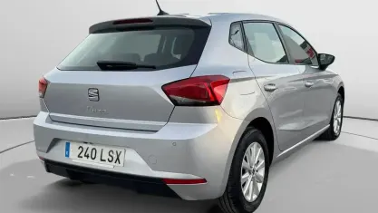 Occasion Seat Ibiza Style Plus 90 PK (66 kW) 2021 Grijs Sedan