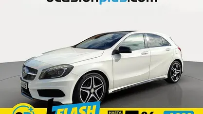 Blanco Usado 2014 Mercedes A180 AMG line Utilitario | 13.250 € (Precio justo)