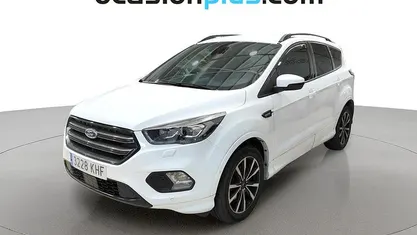 Usado Ford Kuga ST-Line 150 CV (110 kW) 2018 SUV