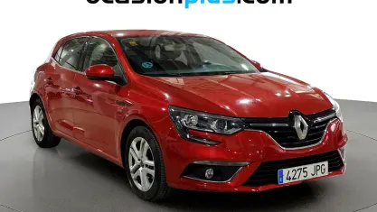 Usado Renault Mégane III Intens 101 CV (74 kW) 2016 Rojo Berlina
