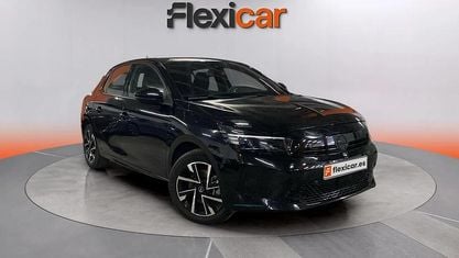 Usado Opel Corsa 101 HP (74 kW) 2023 Preto Sedan