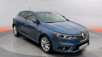 Usado 2018 Renault Mégane IV Bose Edition Utilitario | 11.990 € (Precio justo)
