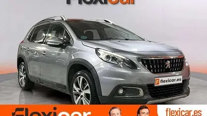 Usado Peugeot 2008 Allure 110 CV (80 kW) 2017 SUV