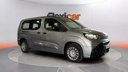Usado Toyota Proace Verso Active 131 CV (96 kW) 2025 Gris Familiar
