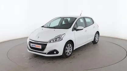 Usado Peugeot 208 Active 82 CV (60 kW) 2018 Utilitario