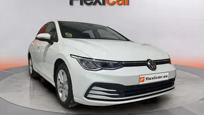 Blanco Usado 2021 VW Golf Berlina | 17.490 € (Buen precio)