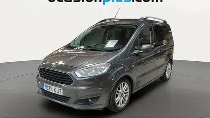 Usado Ford Tourneo Courier Titanium 95 CV (69 kW) 2018 Monovolumen