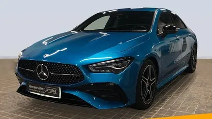 Pintura Usado 2025 Mercedes CLA220 AMG line Berlina | 42.900 € (Precio justo)