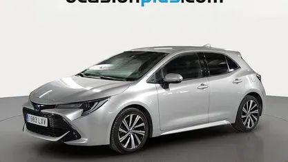 Usado Toyota Corolla Style 122 CV (89 kW) 2022 Gris Utilitario