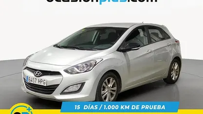 Gris plata Usado 2013 Hyundai i30 Utilitario | 8650 € (Buen precio)