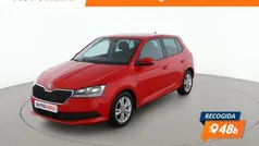 Rojo Usado 2021 Skoda Fabia Ambition Berlina | 12.399 € (Buen precio)