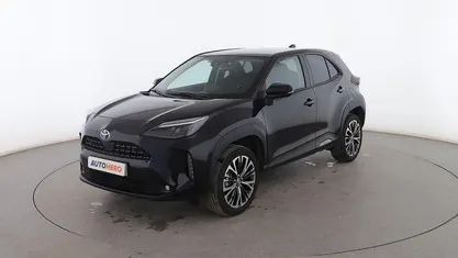 Negro Usado 2024 Toyota Yaris Hybrid Style SUV | 26.399 € (Precio justo)