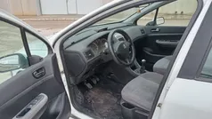 Blanco Usado 2002 Peugeot 307 | 2600 € (Precio justo)