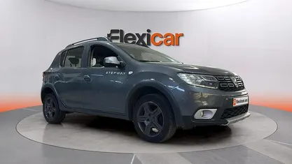 Usado Dacia Sandero Stepway 90 CV (66 kW) 2017 Berlina