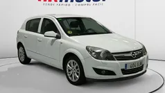 Usado 2008 Opel Astra Cosmo Berlina | 4510 € (Precio justo)
