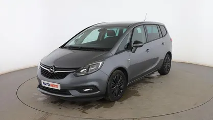 Usado Opel Zafira 136 CV (100 kW) 2019 Gris Monovolumen