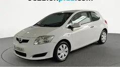 Blanco Usado 2008 Toyota Auris Utilitario | 6750 € (Precio justo)