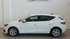 Blanco Usado 2022 Seat Leon Style | 20.850 € (Precio justo)