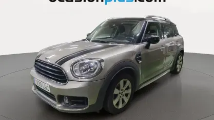 Usado Mini Cooper Countryman 136 CV (100 kW) 2020 Gris plata SUV