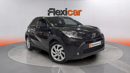 Usado Toyota Aygo X 72 CV (52 kW) 2024 SUV