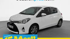 Blanco Usado 2015 Toyota Yaris Active Utilitario | 11.290 € (Precio justo)