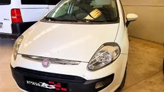 Blanco Usado 2010 Fiat Punto Feel Utilitario | 3500 €