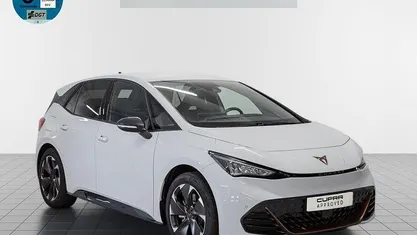 Begagnad Cupra Born e-Boost 169 kW (231 HK) 2025 Vit Halvkombi