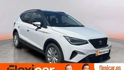 Usado Seat Arona Reference 95 CV (69 kW) 2023 Blanco SUV