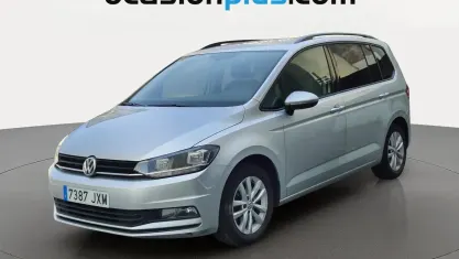 Usado VW Touran Edition 116 CV (85 kW) 2017 Gris plata Monovolumen