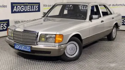 Usado Mercedes 280 154 HP (113 kW) 1984 Cinzento Sedan