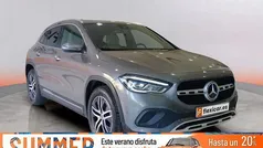 Gris / plata Usado 2022 Mercedes GLA180 SUV | 28.990 € (Precio justo)