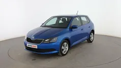 Azul Usado 2018 Skoda Fabia Ambition Berlina | 12.399 € (Precio justo)