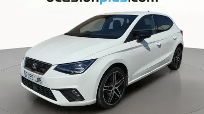 Usado Seat Ibiza FR 90 CV (66 kW) 2021 Blanco Utilitario