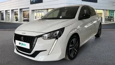 Blanco Usado 2023 Peugeot 208 Allure Utilitario | 13.900 € (Precio justo)