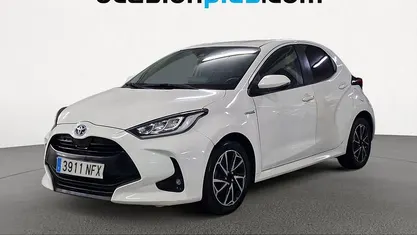 Usado Toyota Yaris Hybrid Business Edition 116 CV (85 kW) 2021 Utilitario