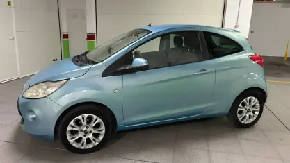 Usado Ford Ka 69 CV (50 kW) 2010 Azul Utilitario