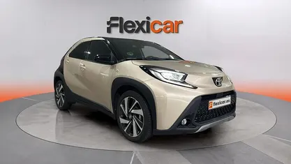 Usado Toyota Aygo X 72 CV (52 kW) 2022 Naranja SUV