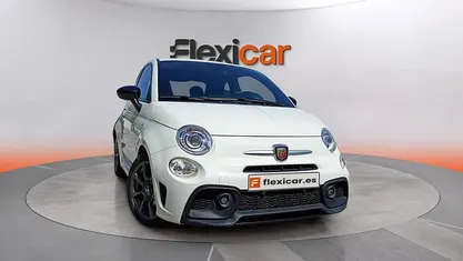 Käytetty Abarth 595 165 HP (121 kW) 2023 Valkoinen Sedan