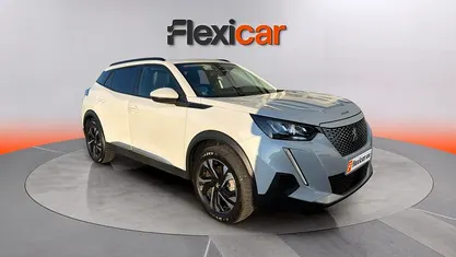Usado Peugeot e-2008 Allure 100 kW (136 CV) 2020 SUV