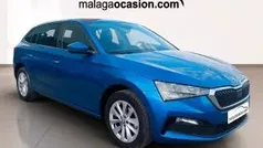 Azul Usado 2023 Skoda Scala Ambition Utilitario | 17.950 € (Precio justo)