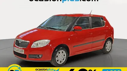 Usado Skoda Fabia 60 CV (44 kW) 2010 Utilitario