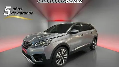 Usado Peugeot 5008 Active 131 CV (96 kW) 2019 Gris SUV