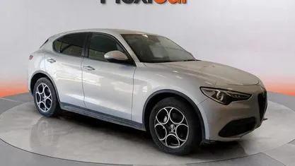 Usado Alfa Romeo Stelvio Sprint 190 CV (139 kW) 2022 Gris SUV
