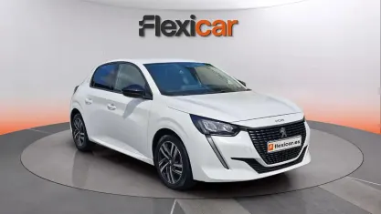 Usado Peugeot 208 Allure 101 CV (74 kW) 2023 Blanco Utilitario