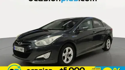 Usado Hyundai i40 GLS 136 CV (100 kW) 2012 Gris Berlina