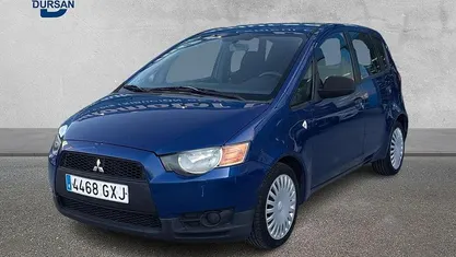 Usado Mitsubishi Colt Inform 75 CV (55 kW) 2010 Utilitario
