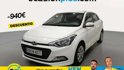 Usado Hyundai i20 84 CV (61 kW) 2017 Blanco Utilitario