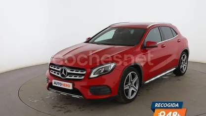 Rojo Usado 2019 Mercedes GLA200 AMG line SUV | 22.599 € (Buen precio)